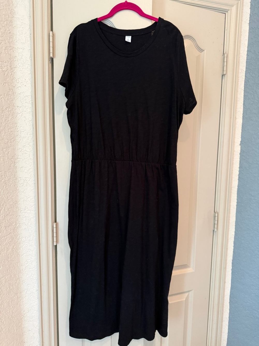 Old Navy Black Midi T-Shirt Dress